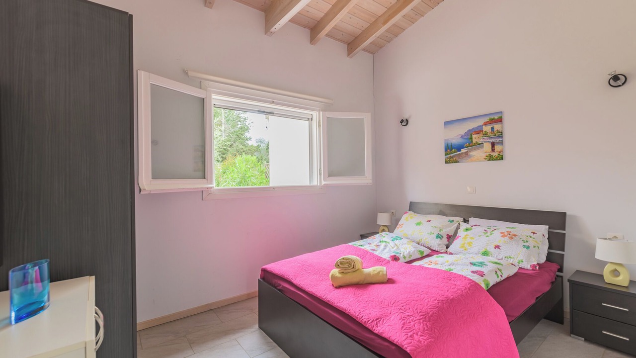 Photo of Bedroom in Giannades
