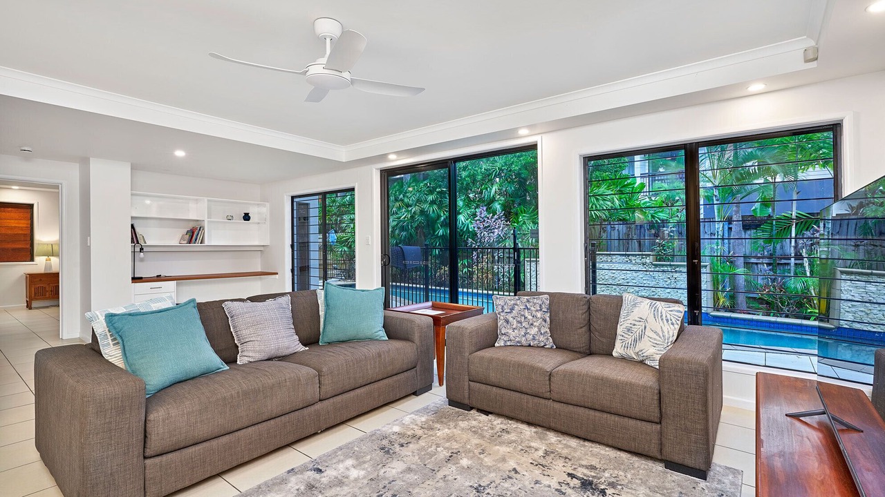 Photo of Livingroom in Clifton Beach
