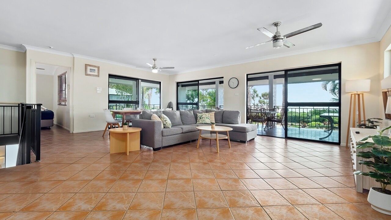 Photo of Livingroom in Clifton Beach