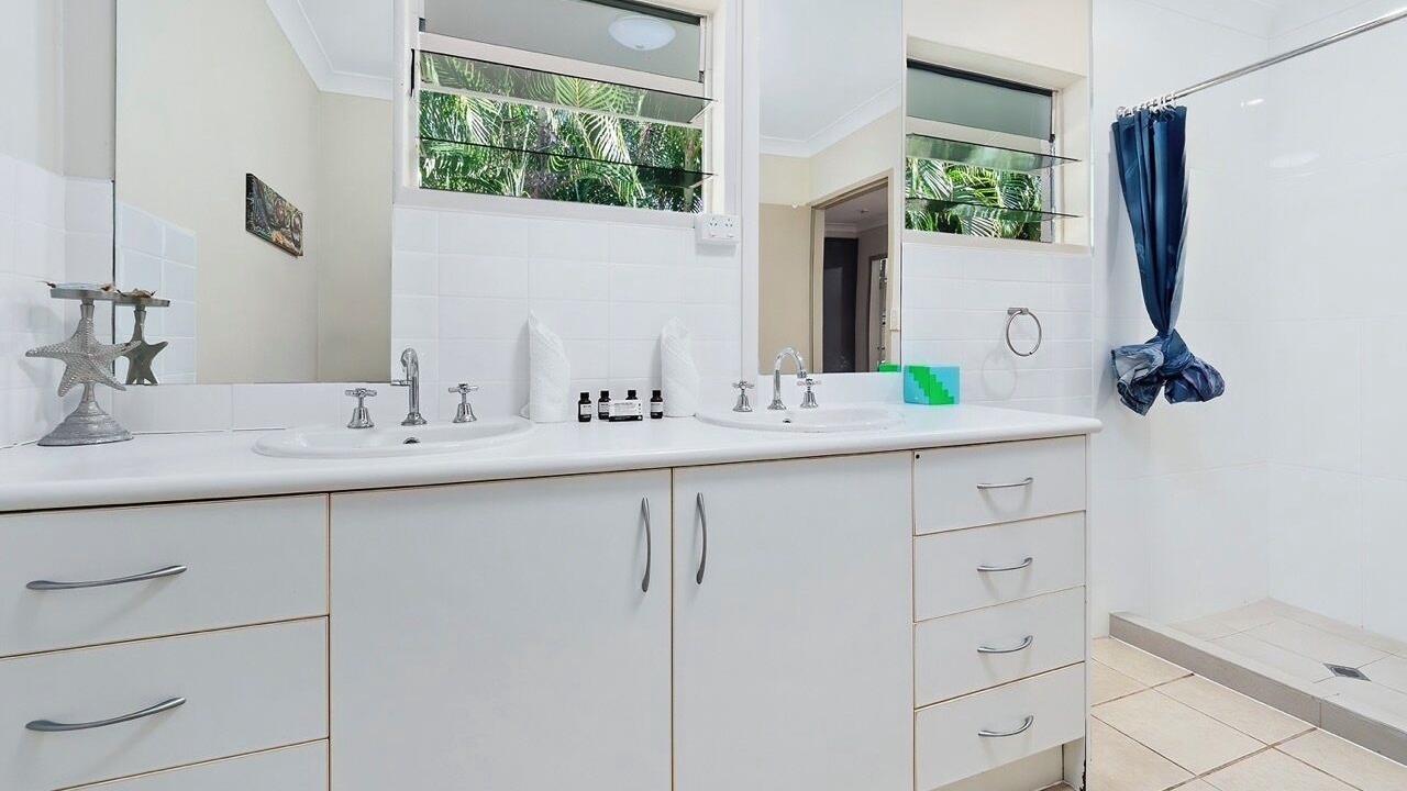 Photo of Bathroom in Clifton Beach