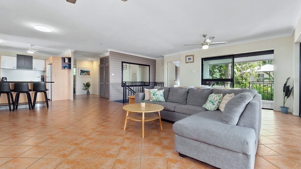 Photo of Livingroom in Clifton Beach
