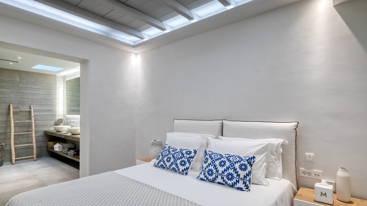 Photo of Bedroom in Tourlos