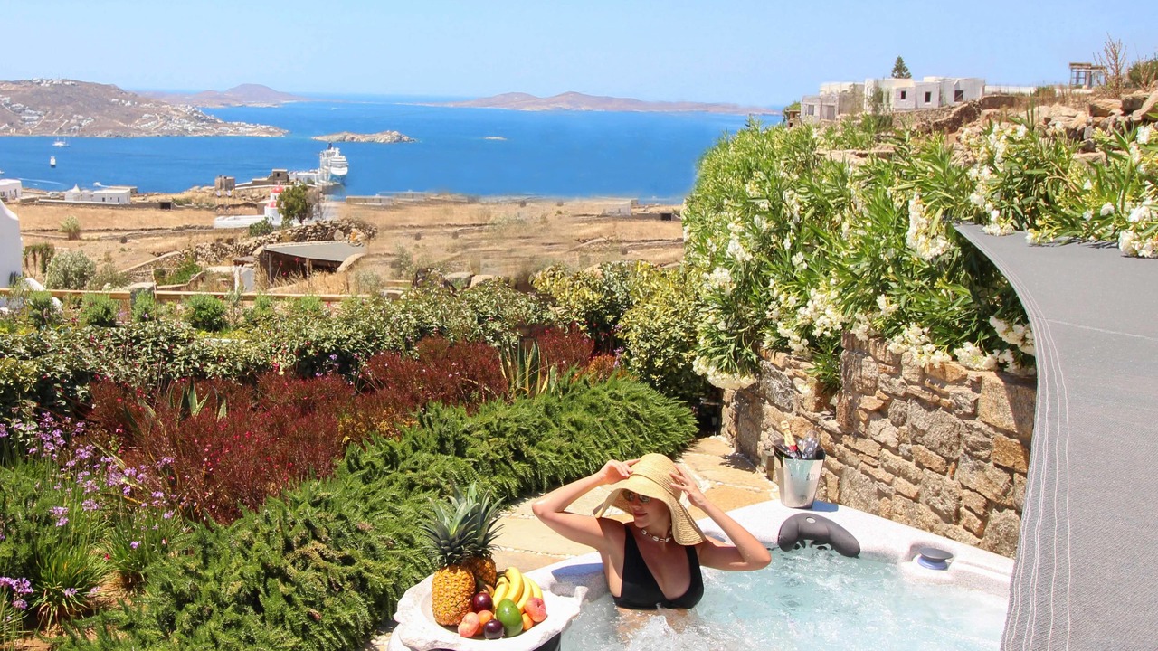 Photo of Outdoor in Tourlos