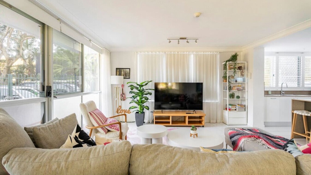 Photo of Livingroom in Burleigh Heads
