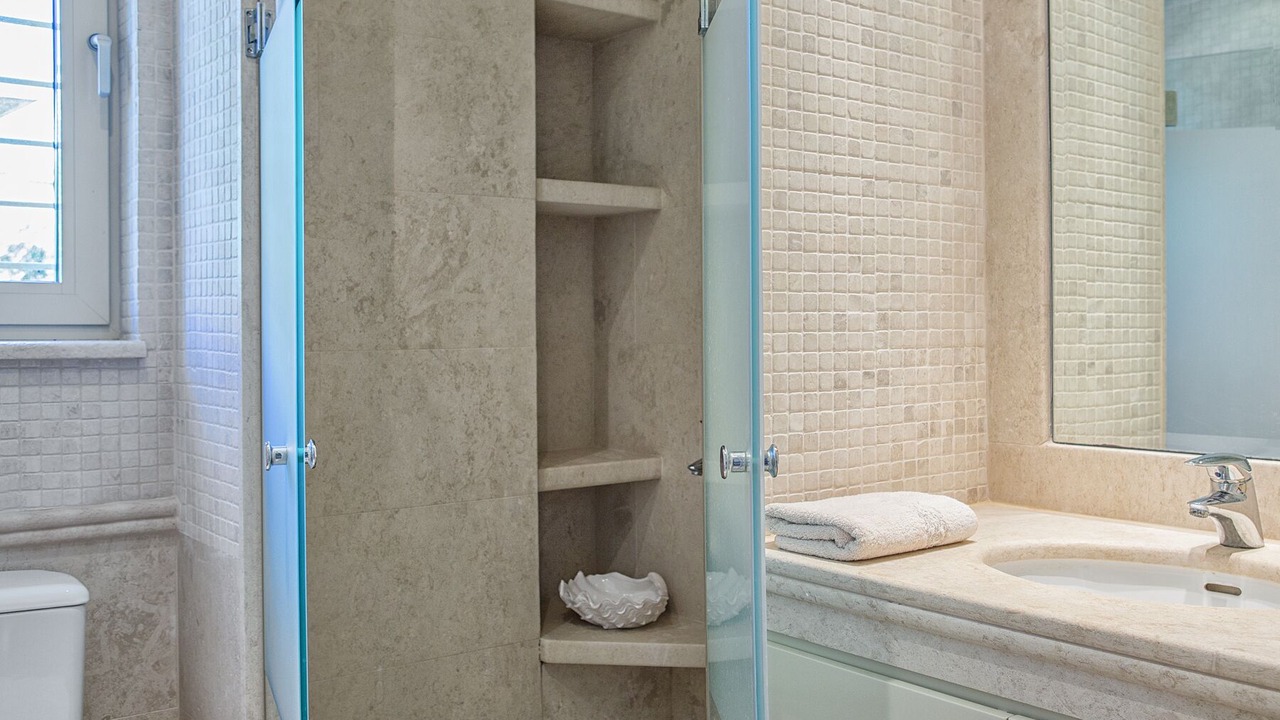 Photo of Bathroom in Chalcis