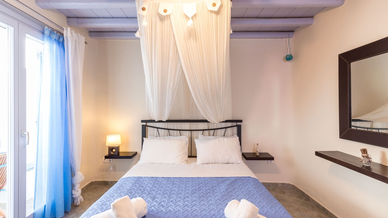 Photo of Bedroom in Ornos