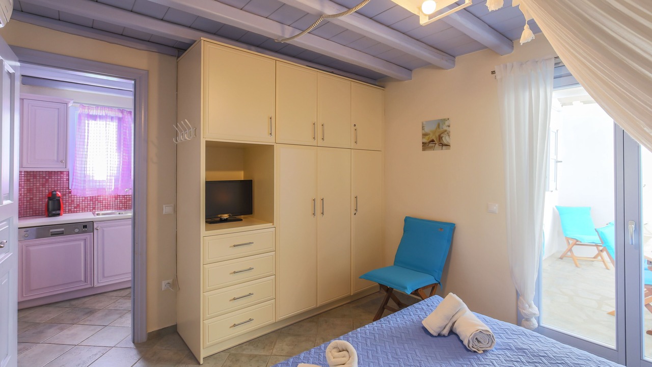 Photo of Bedroom in Ornos