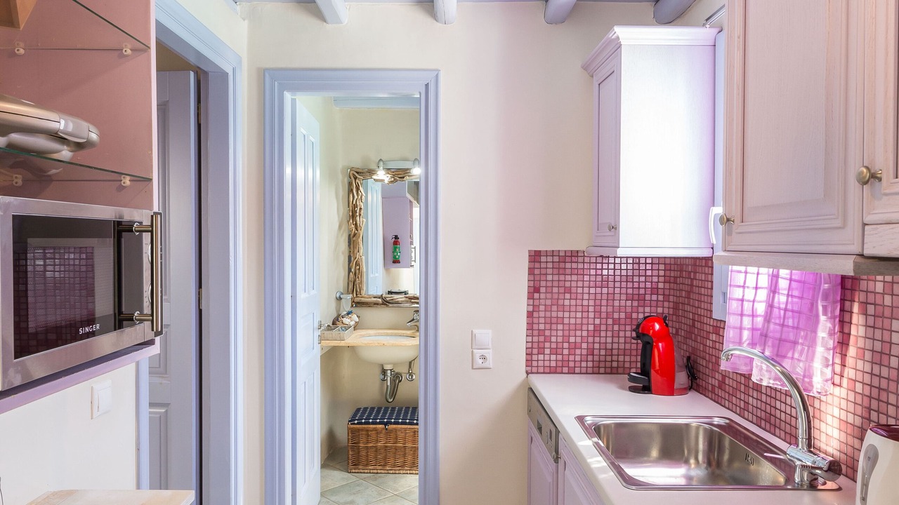 Photo of Kitchen in Ornos