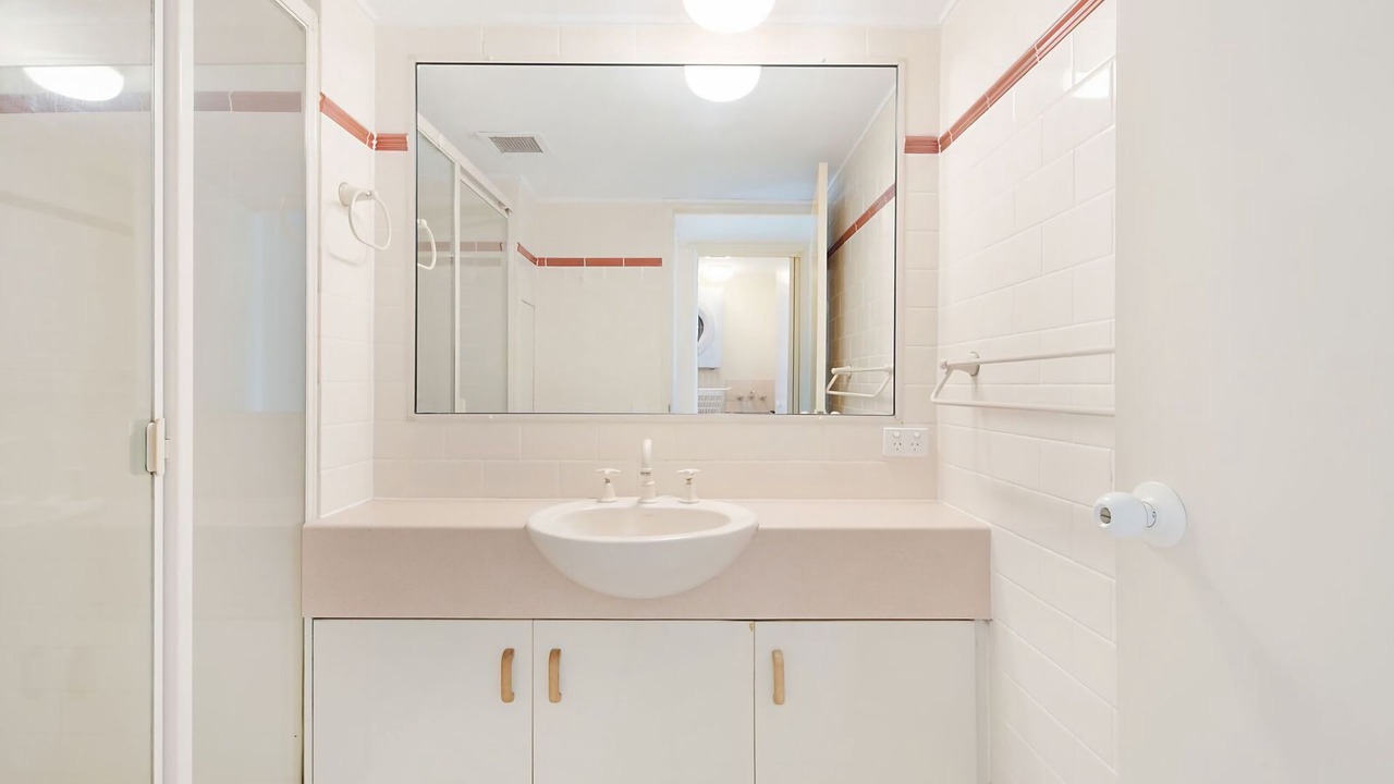 Photo of Bathroom in Moffat Beach