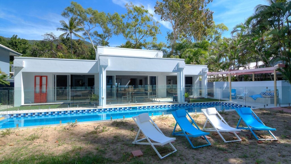 Photo of Outdoor in Oak Beach