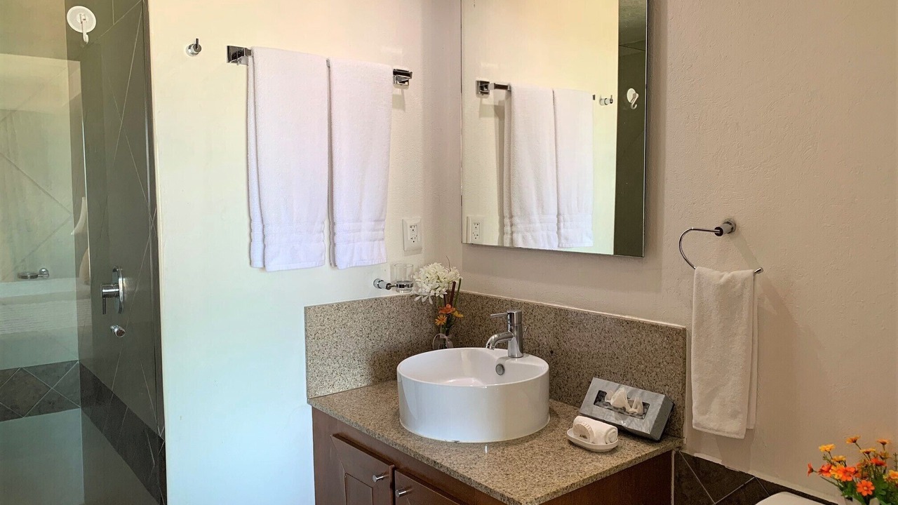Photo of Bathroom in North Hotel Zone