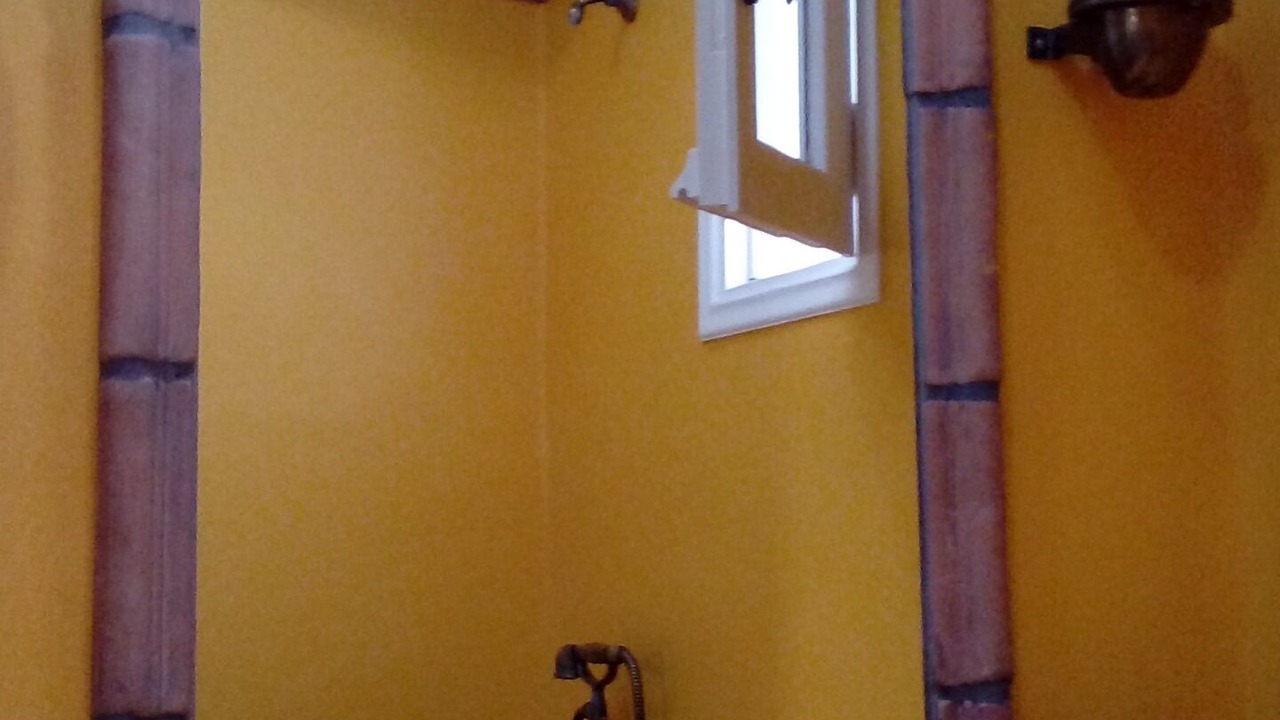 Photo of Bathroom in Paraga
