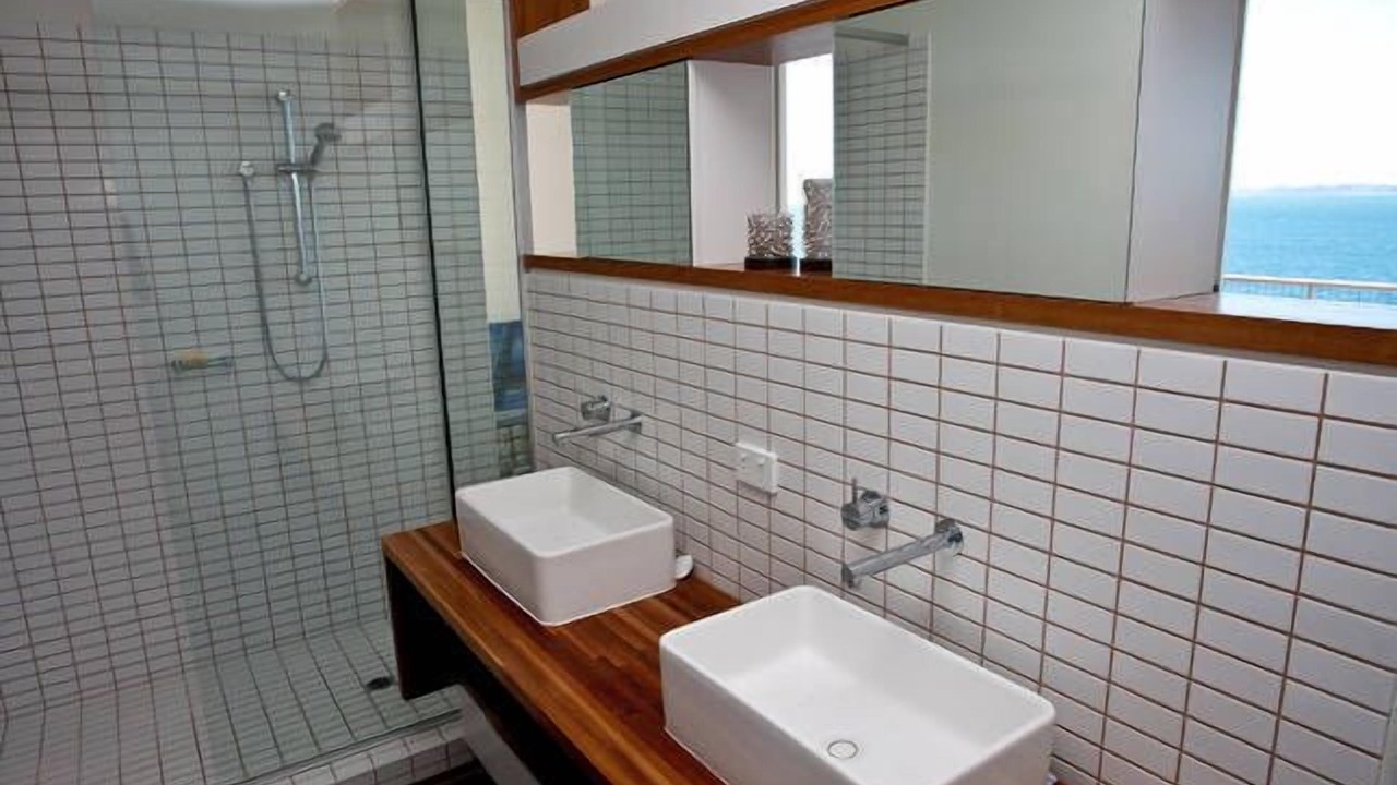 Photo of Bathroom in Nelly Bay