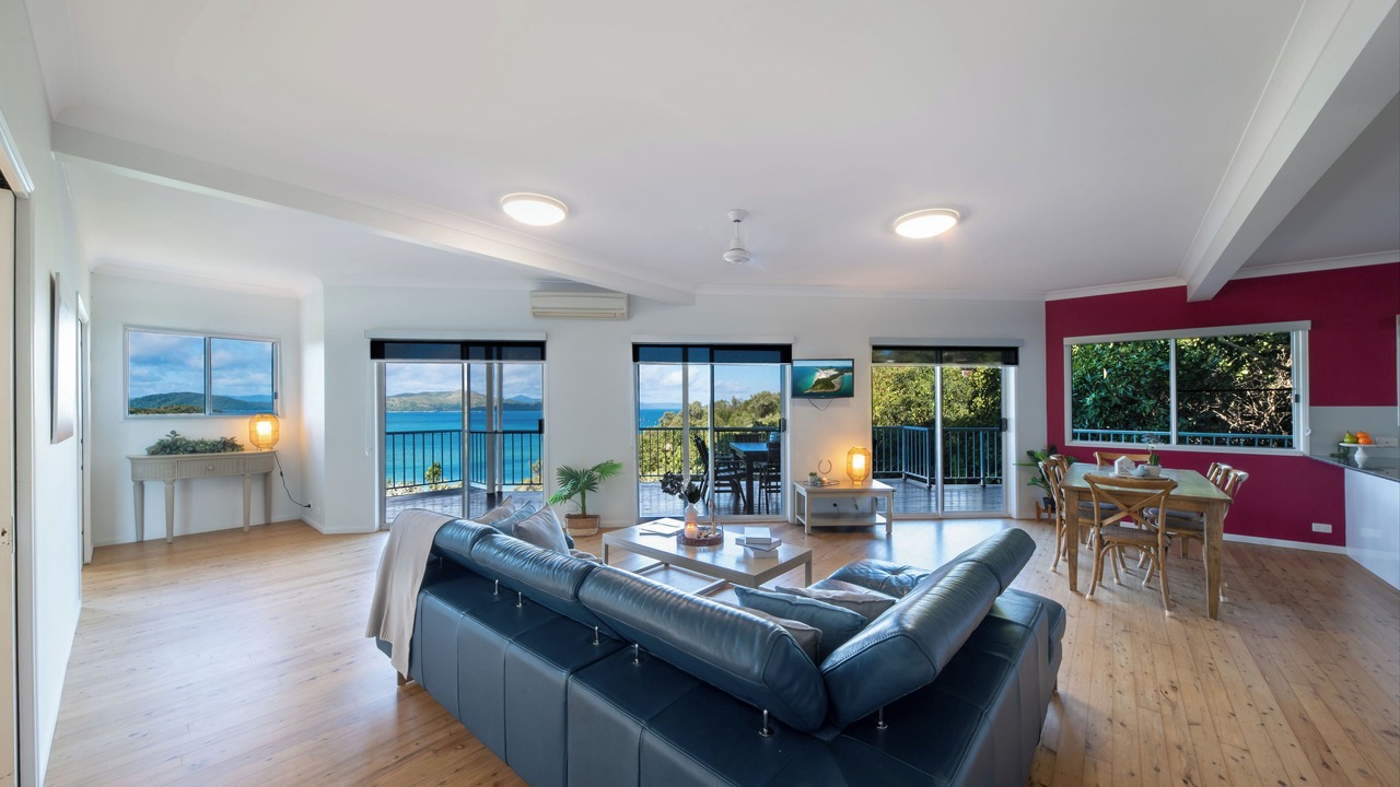 Photo of Livingroom in Shute Harbour