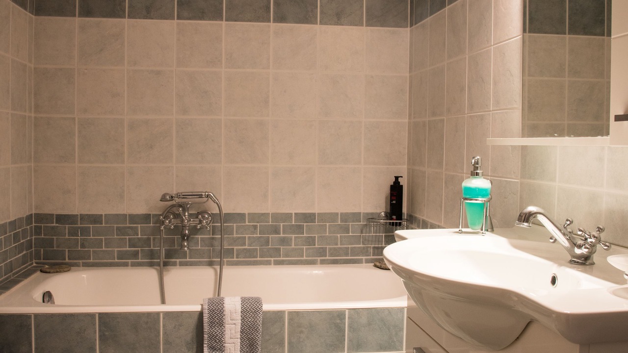 Photo of Bathroom in Ormos Isternion