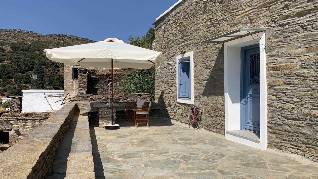 Photo of Patio Balcony in Ormos Isternion