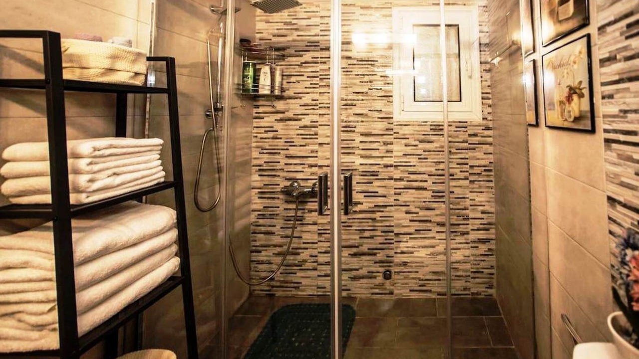 Photo of Bathroom in Petralona