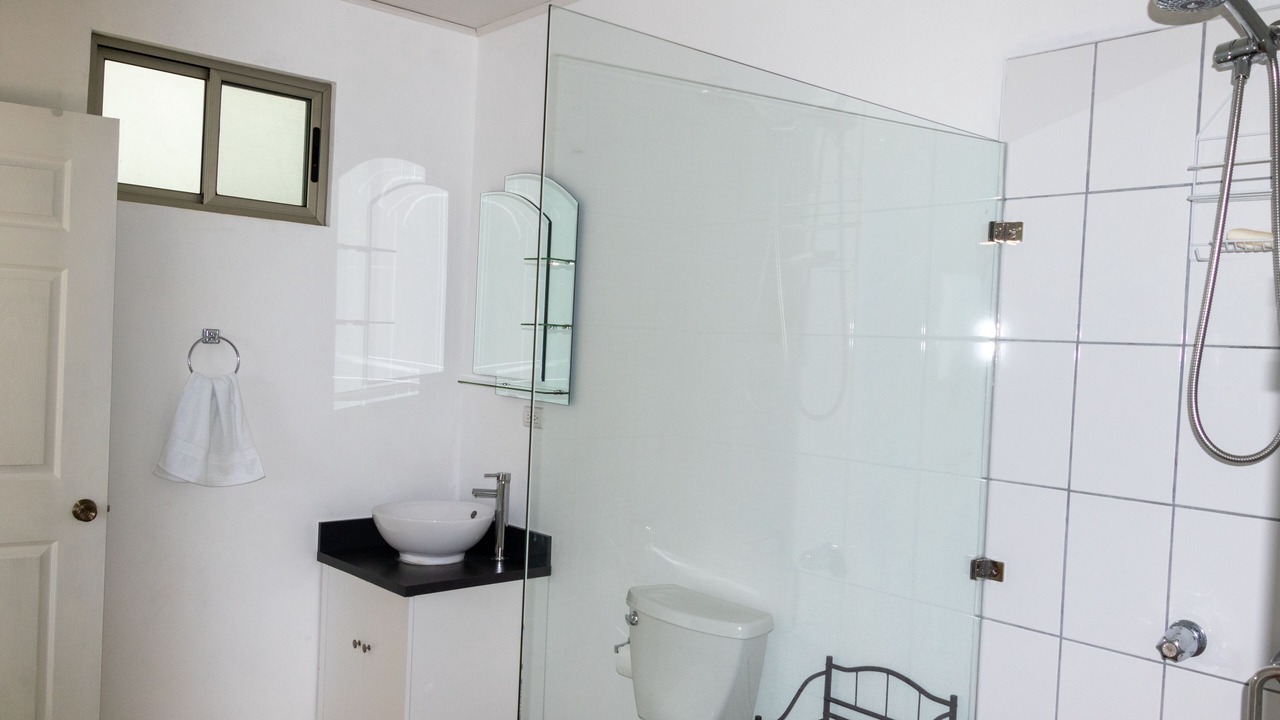 Photo of Bathroom in Cajon