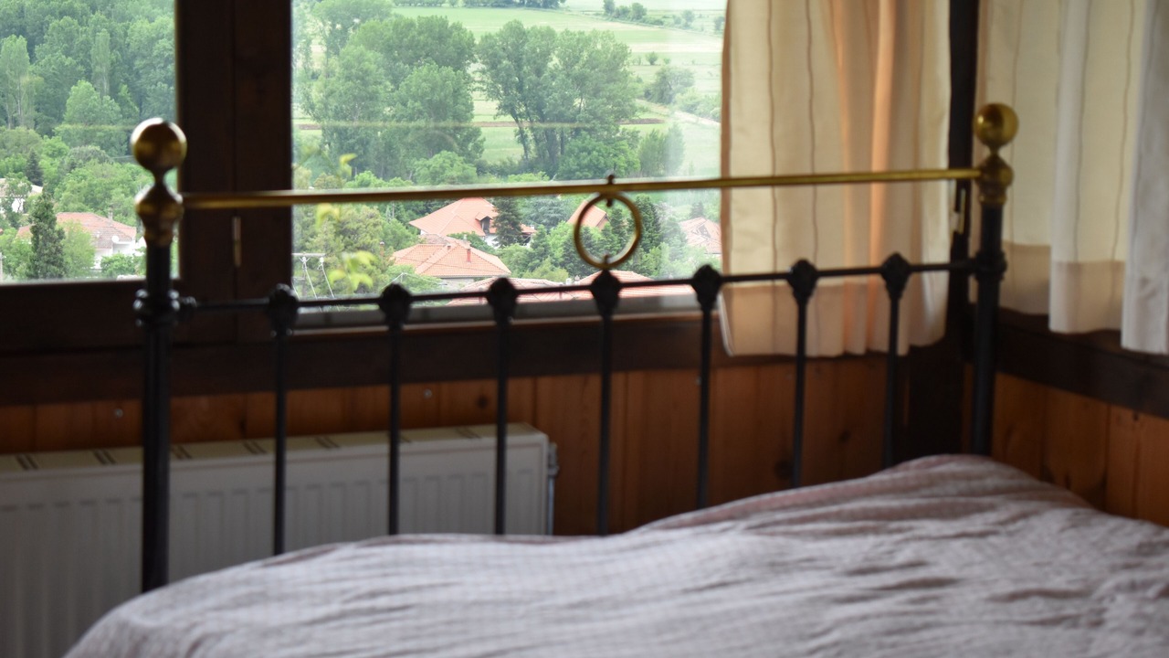Photo of Bedroom in Lilaia