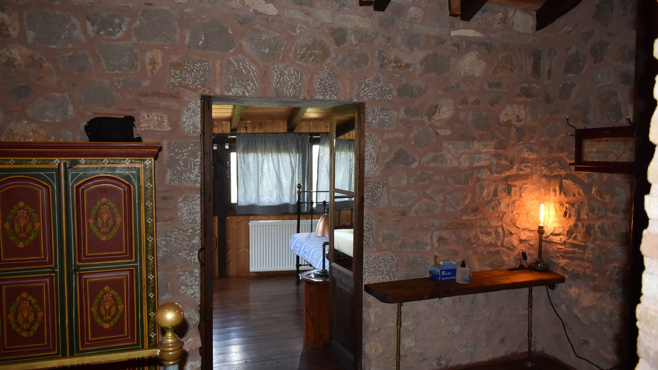 Photo of Bedroom in Lilaia