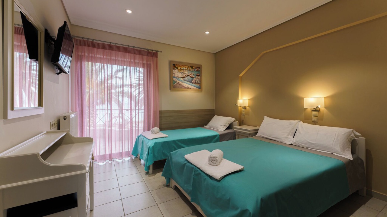 Photo of Bedroom in Sarakiniko