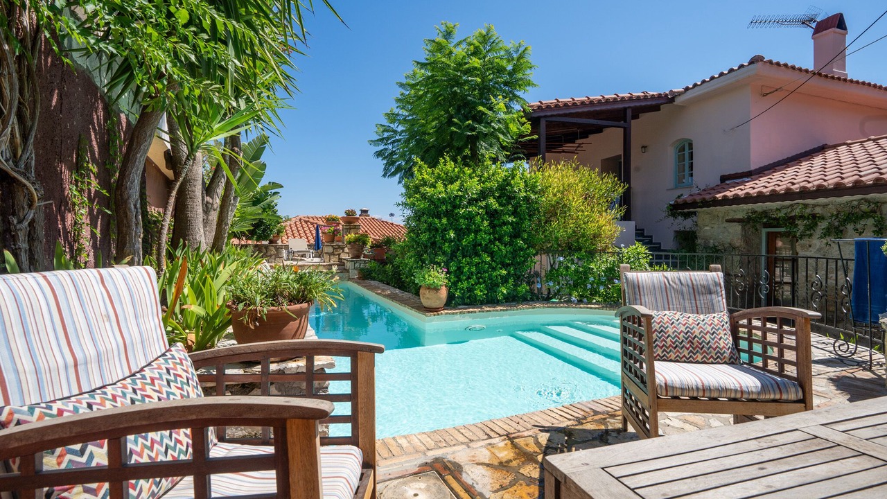 Photo of Outdoor in Platanos