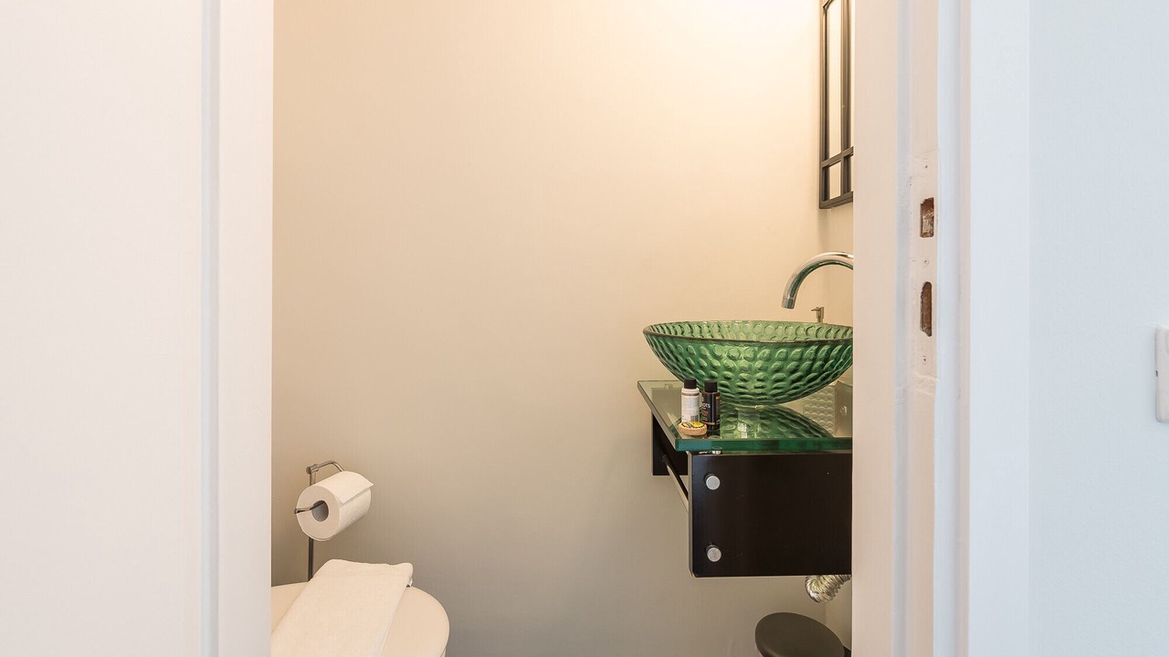 Photo of Bathroom in Neos Kosmos