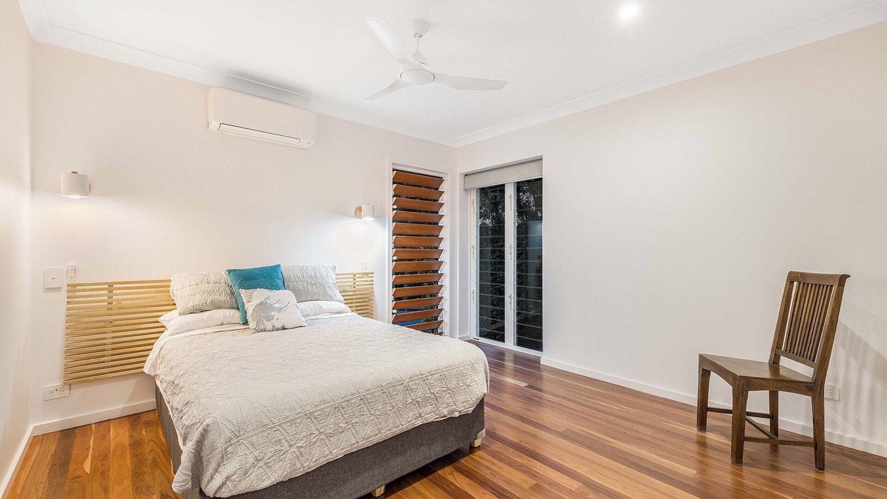 Photo of Bedroom in Moffat Beach