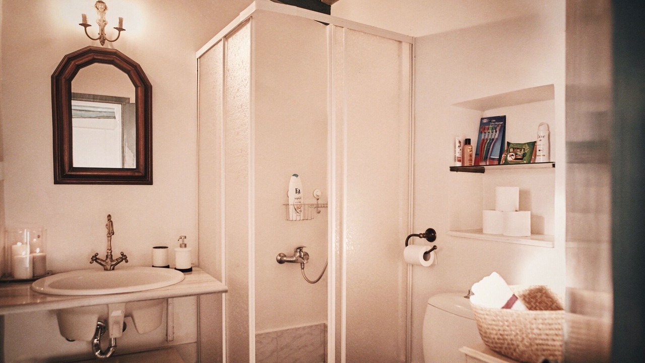 Photo of Bathroom in Aigialeia