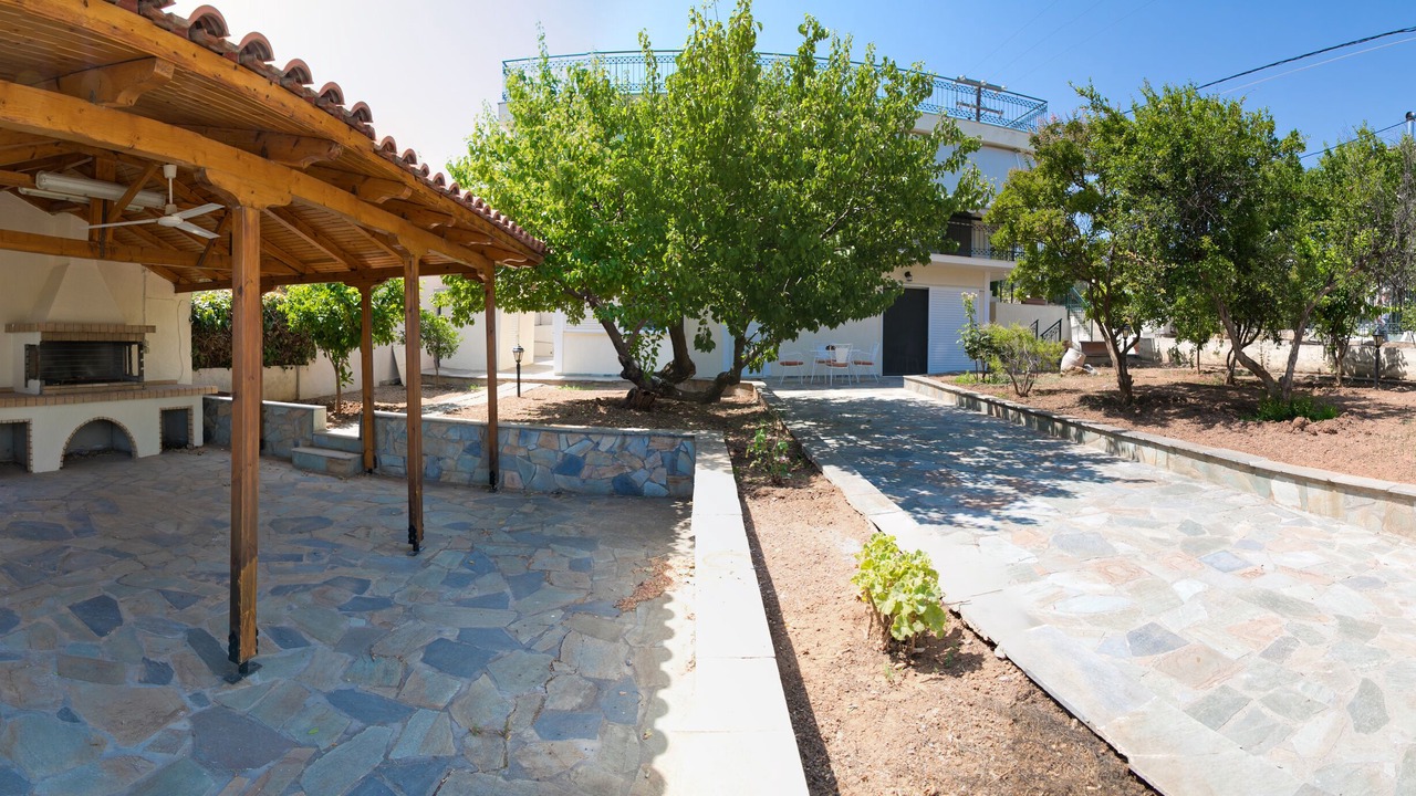 Photo of Patio Balcony in Dilesi