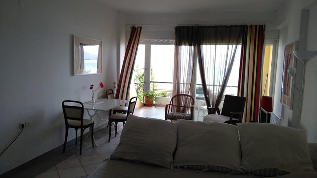 Photo of Livingroom in Kamena Vourla