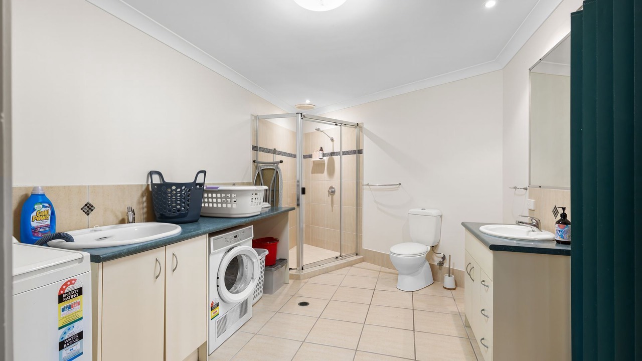 Photo of Bathroom in Castaways Beach