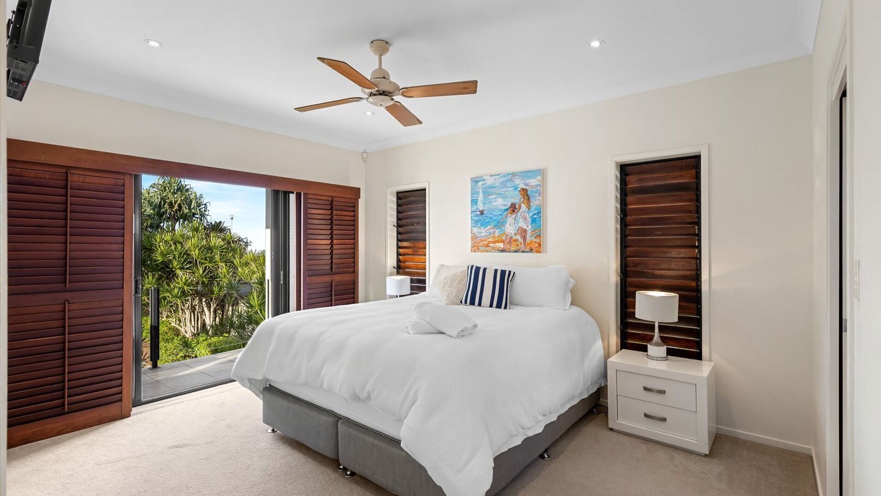Photo of Bedroom in Castaways Beach