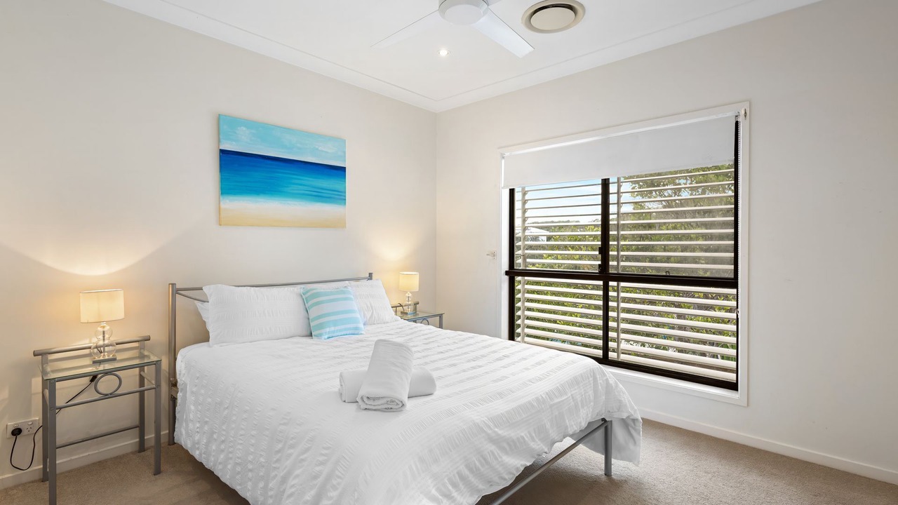 Photo of Bedroom in Castaways Beach