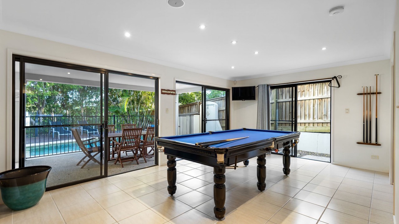 Photo of Bedroom in Castaways Beach