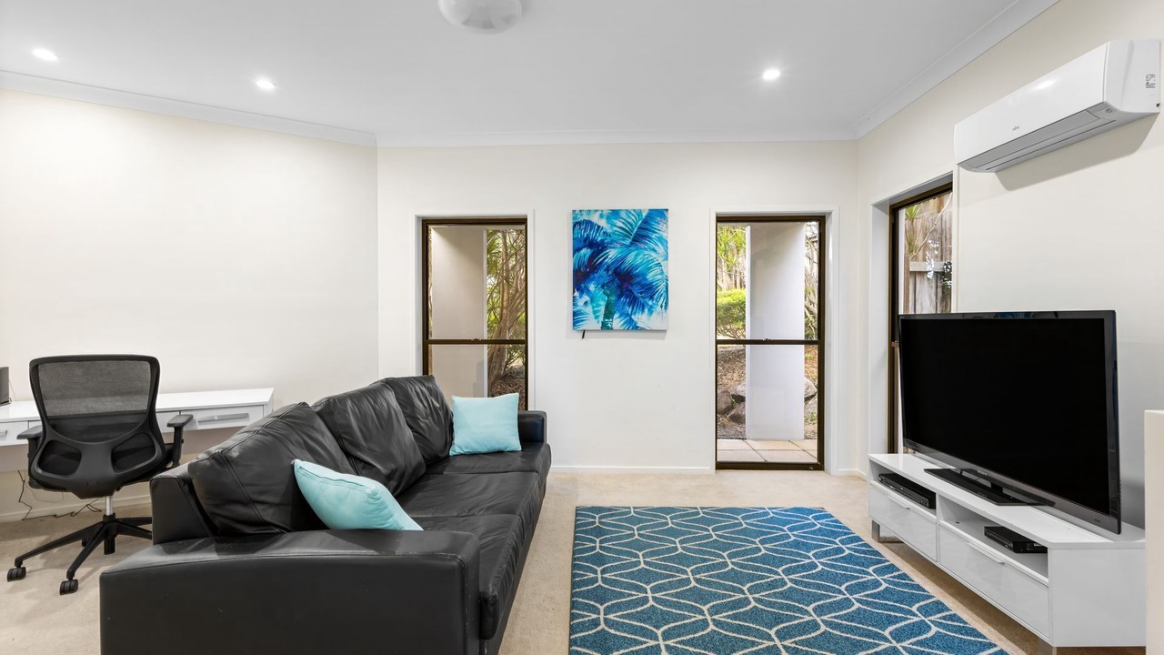 Photo of Livingroom in Castaways Beach