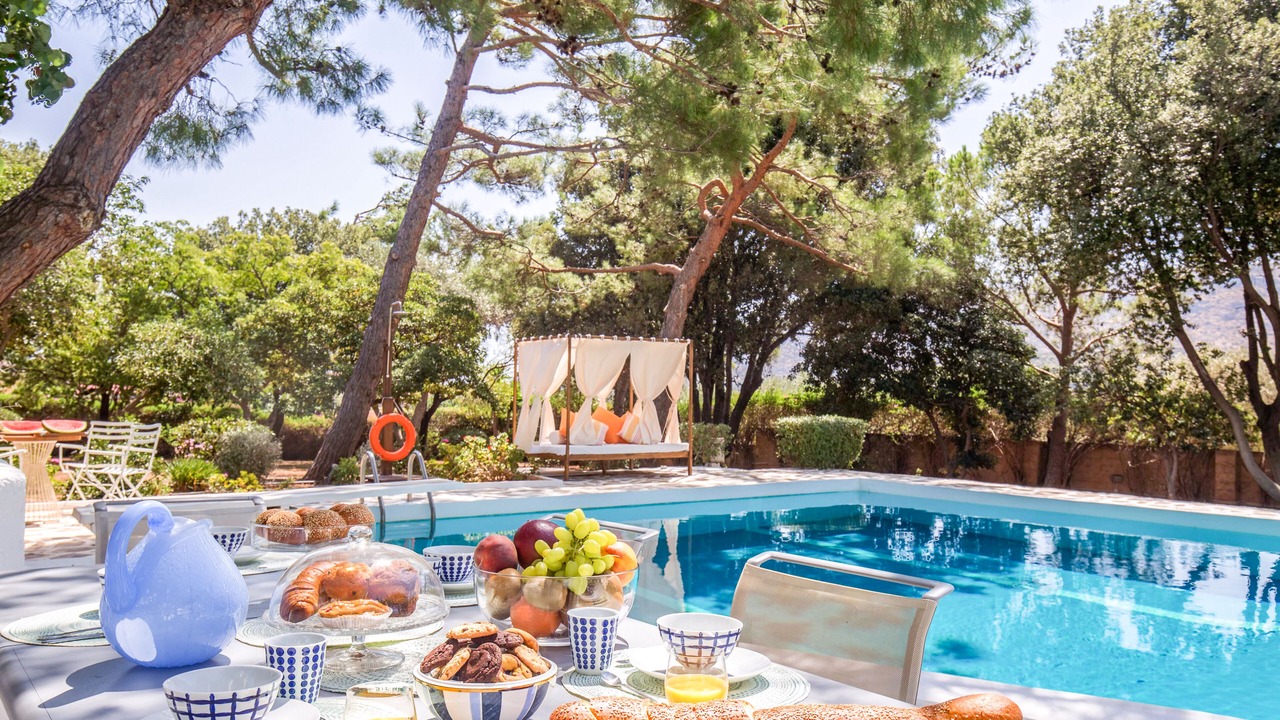 Photo of Outdoor in Saronikos