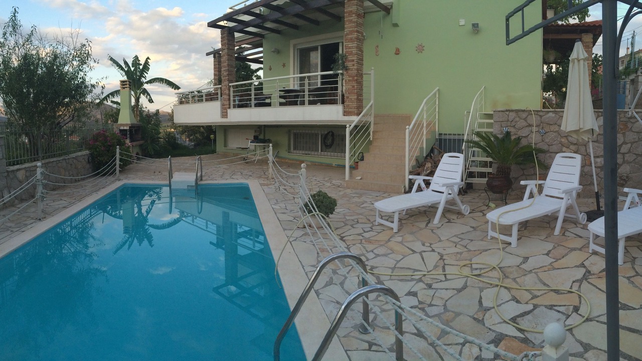Photo of Outdoor in Asini