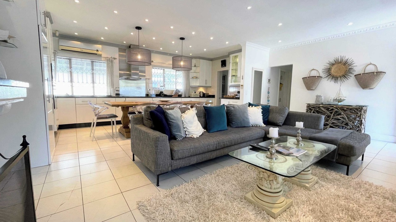 Photo of Livingroom in Plettenberg Bay