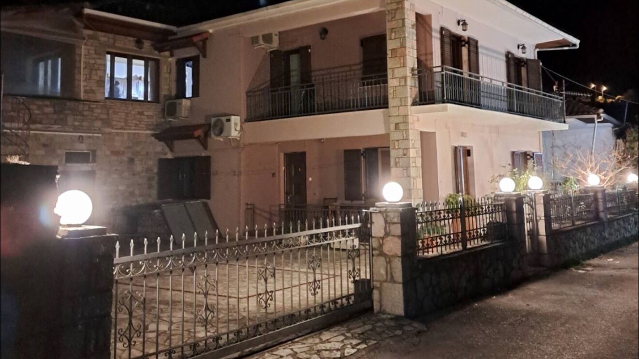 Photo of Outdoor in Gravia
