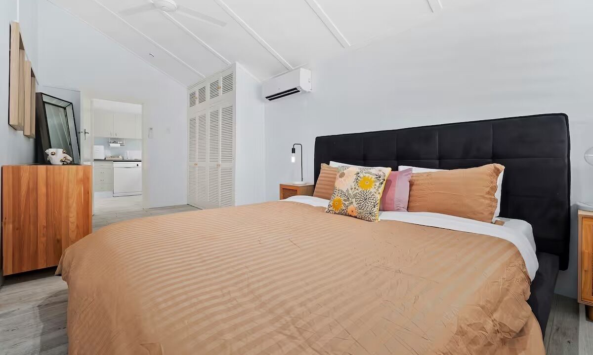 Photo of Bedroom in Yorkeys Knob