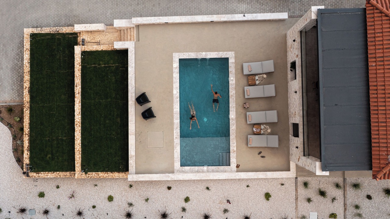 Photo of Outdoor in Mili