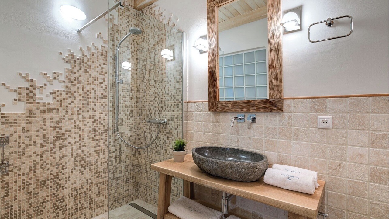 Photo of Bathroom in Kalamitsi