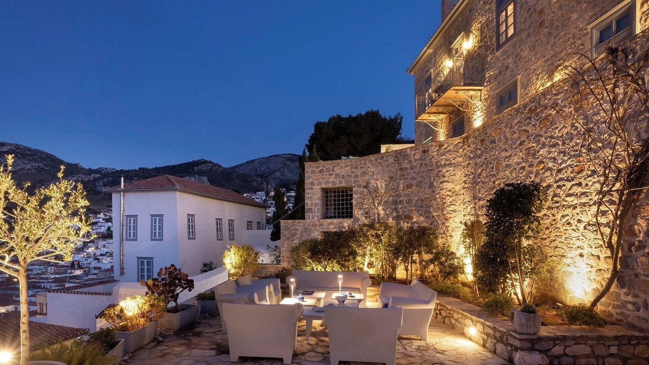 Photo of Others in Hydra