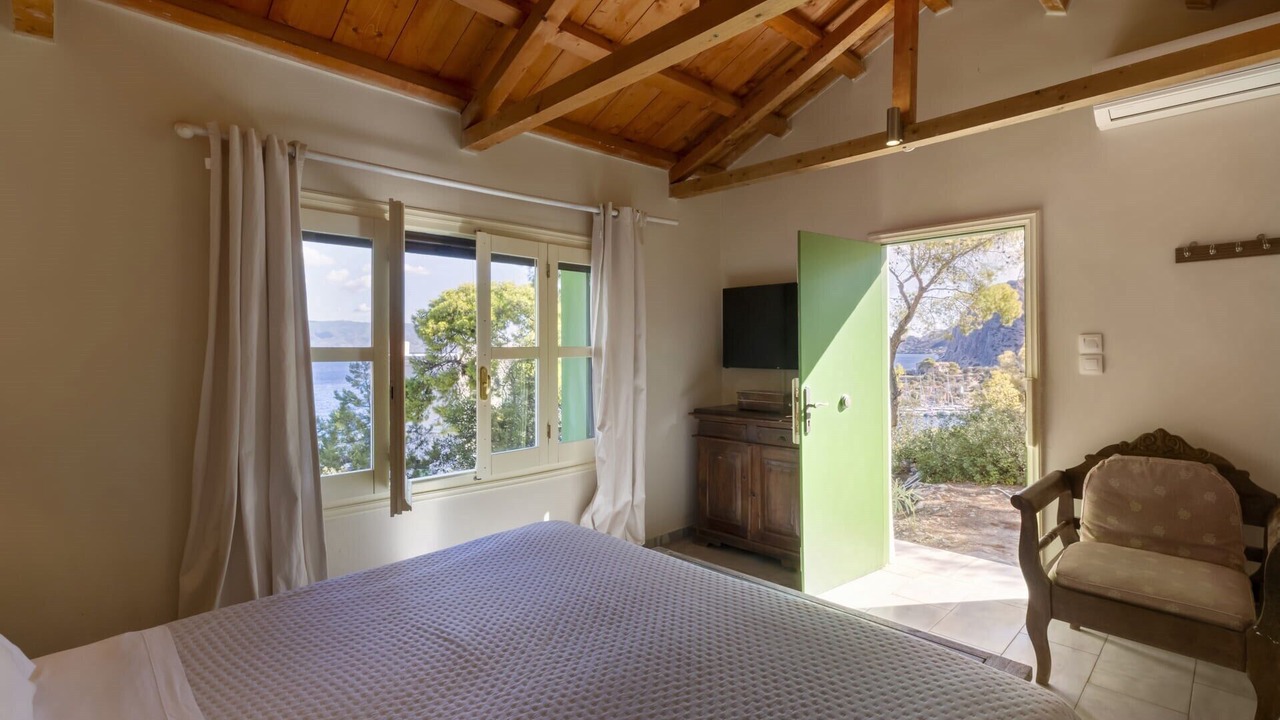 Photo of Bedroom in Hydra