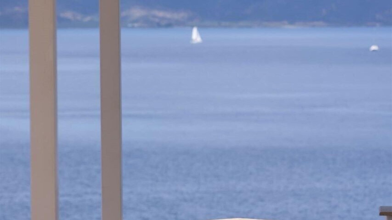 Photo of Others in Hydra