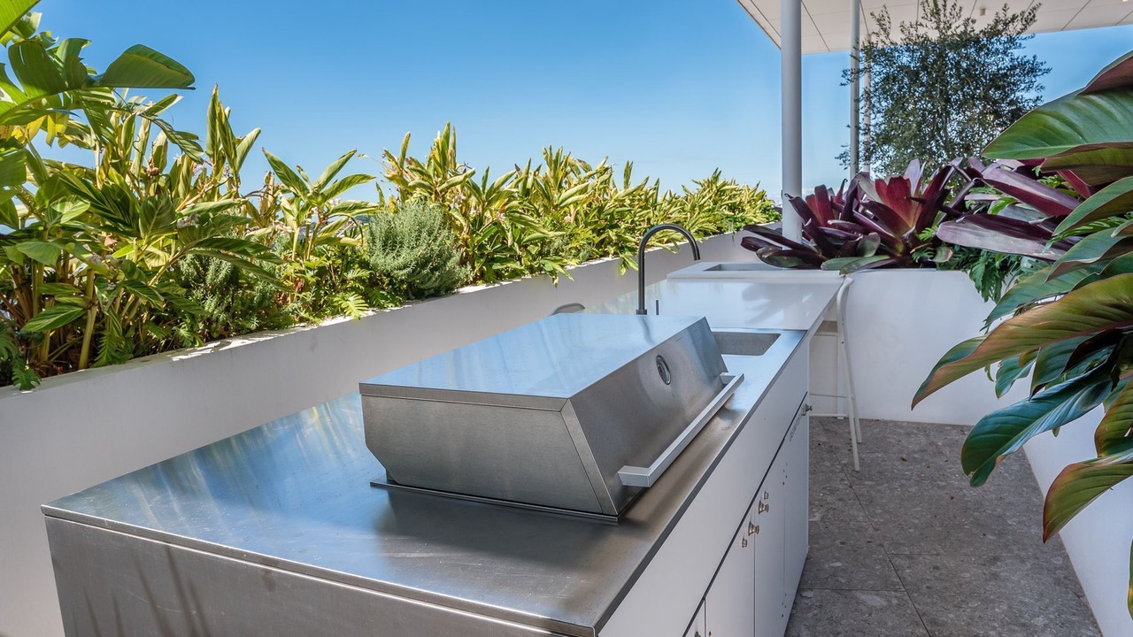 Photo of Outdoor in Bowen Hills