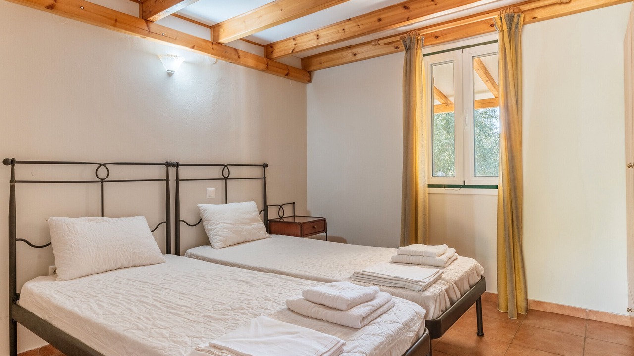 Photo of Bedroom in Paralio Astros