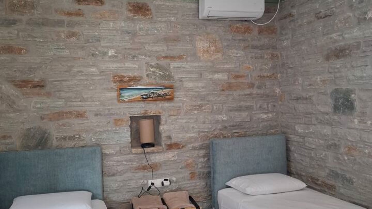 Photo of Bedroom in Nea Styra