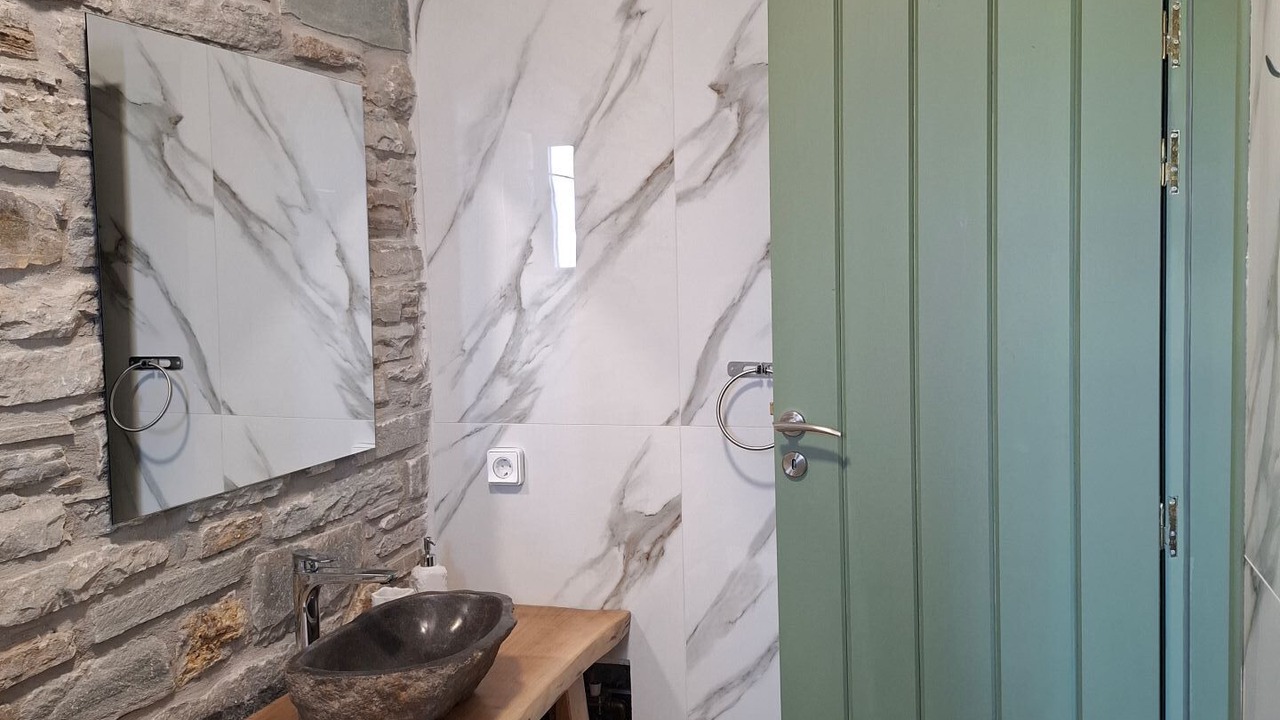Photo of Bathroom in Nea Styra